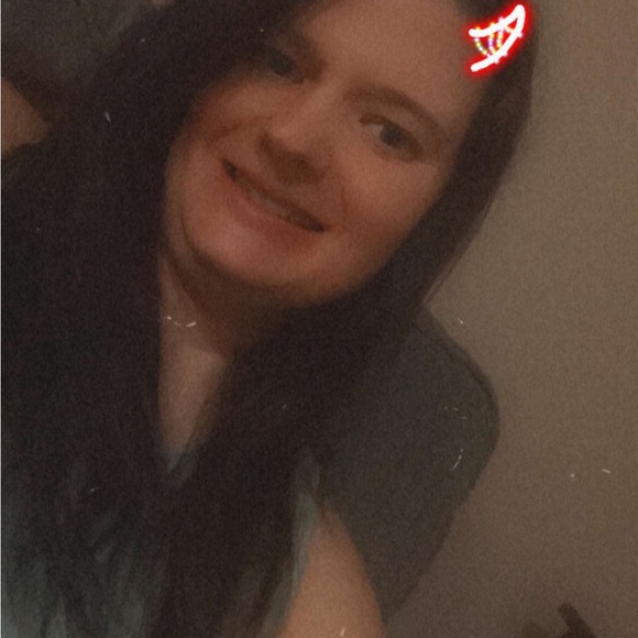 Meet your Posher, Shayna - Picture 2 of 5